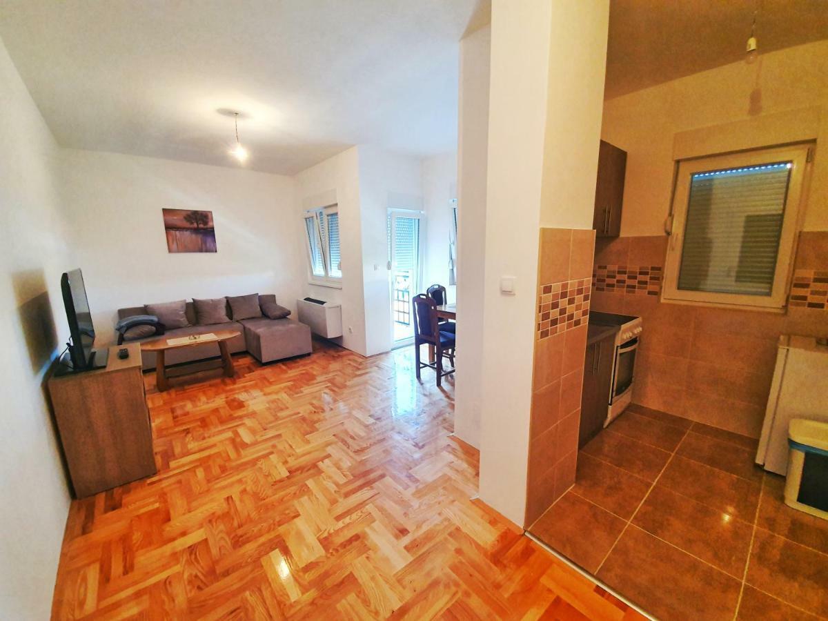 Apartman 44 Bijeljina Ngoại thất bức ảnh